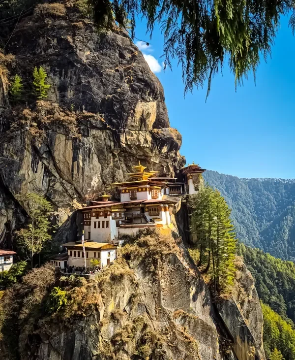 Himalayan monastery set against mountain peaks